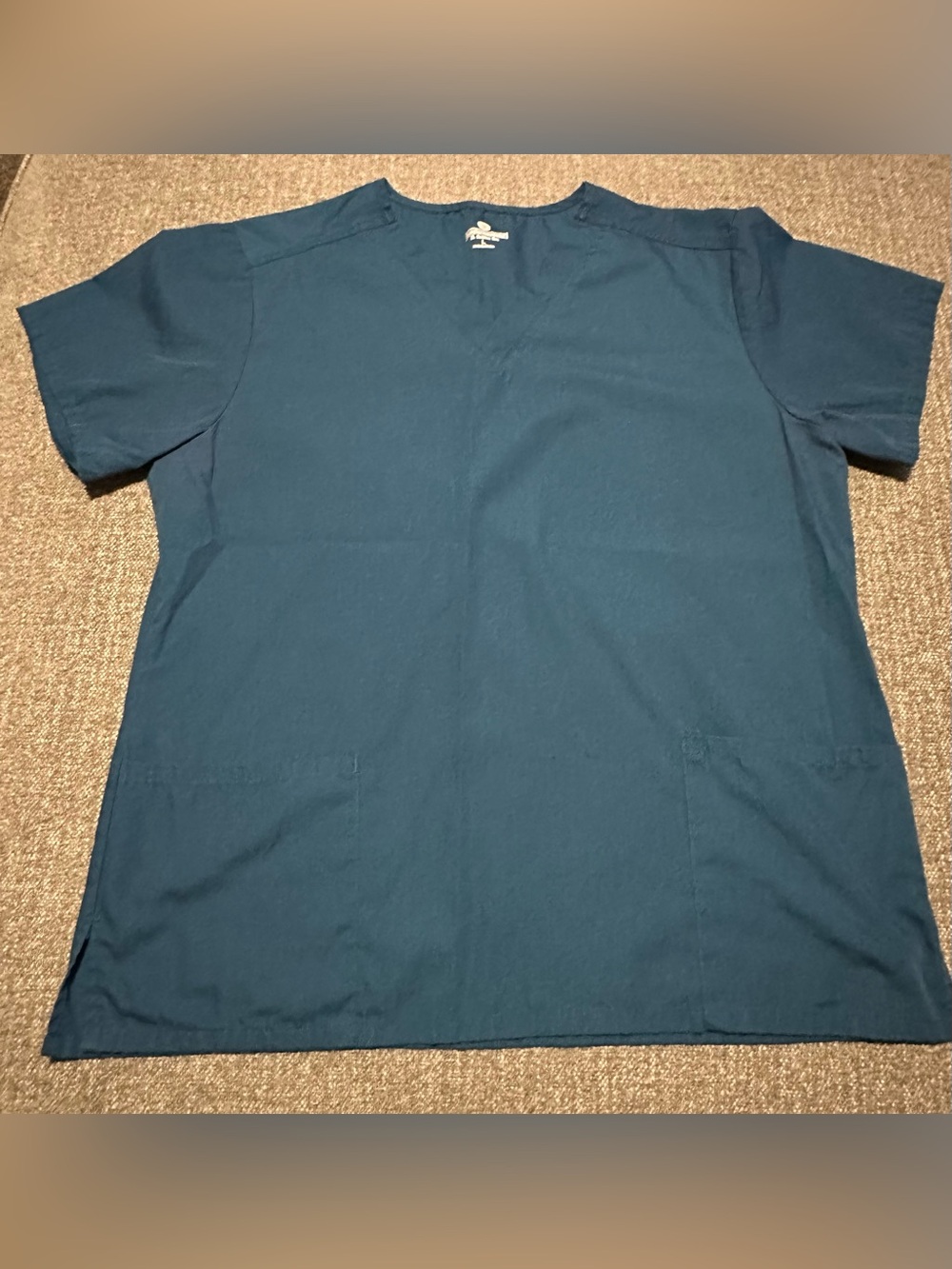 Scrub Top Size Large Fundamentals 
Pre-owned